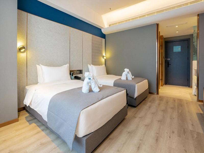 Lanou Hotel Qingdao Huangdao District Xinjiekou ภายนอก รูปภาพ